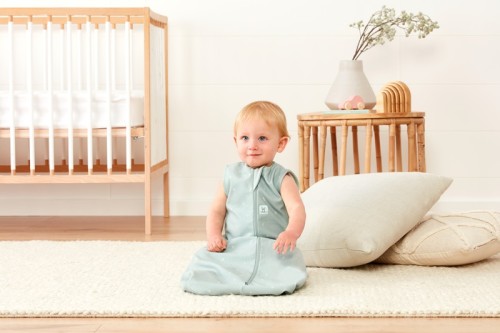 Jersey-Bag_1.0TOG_Sage_Sitting-2-SMALL